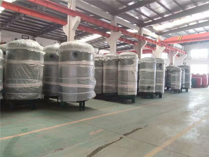 申容儲氣罐倉庫